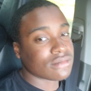 Meet your Posher, Louis